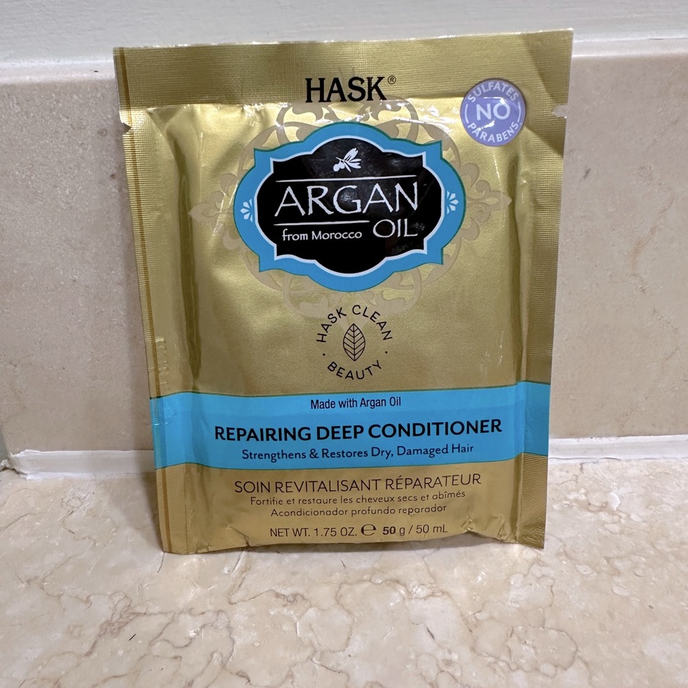 ⭐️5 for $10 Argan Oil Repairing Conditioner